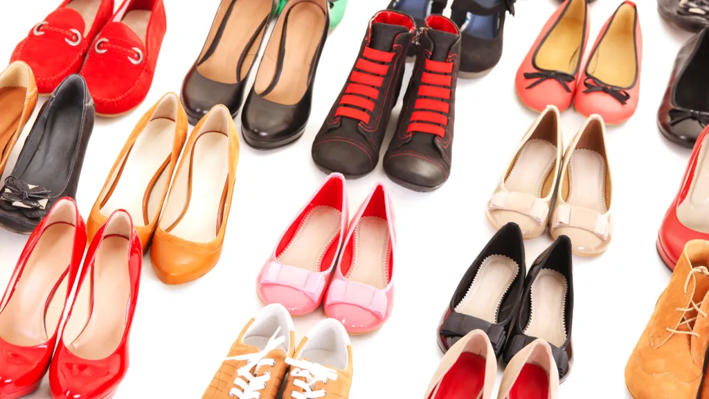 Best Minimalist Shoes for Women