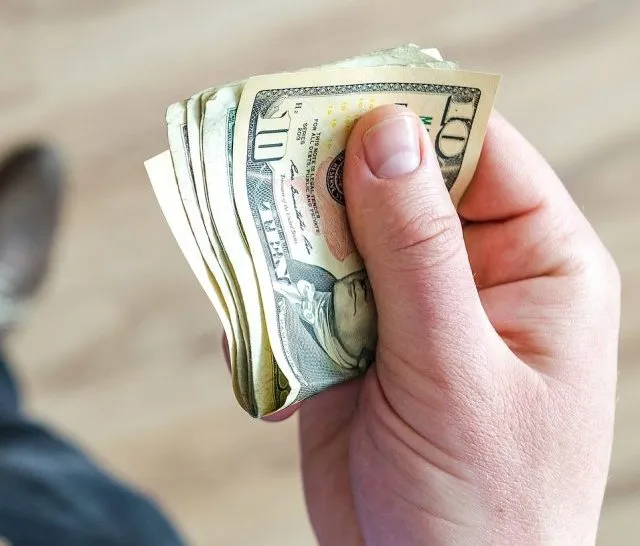 Minimalists Save Money