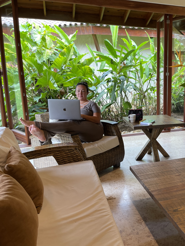 5 Ways Digital Minimalism Reduces Anxiety