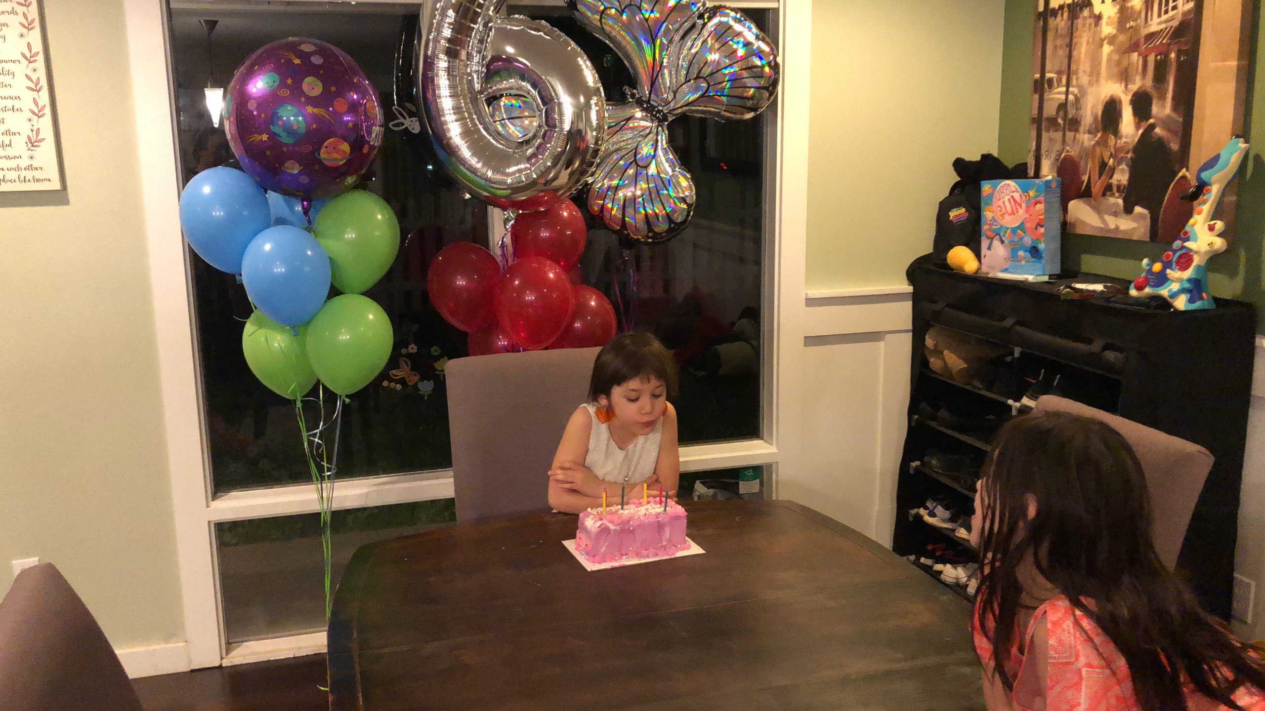 minimalist birthday at home