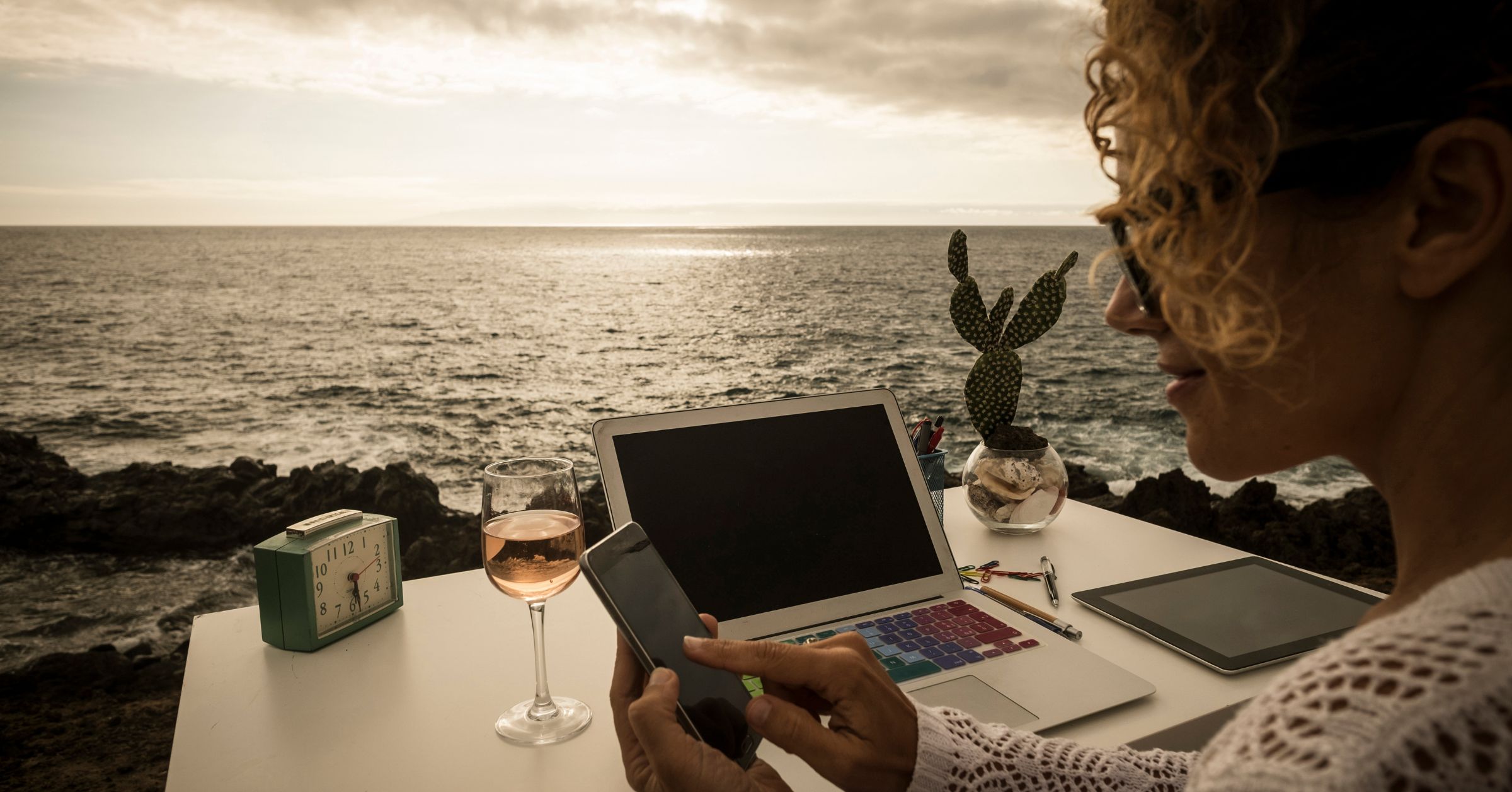 An image of a digital nomad's work station for an article about points hacking for digital nomad.