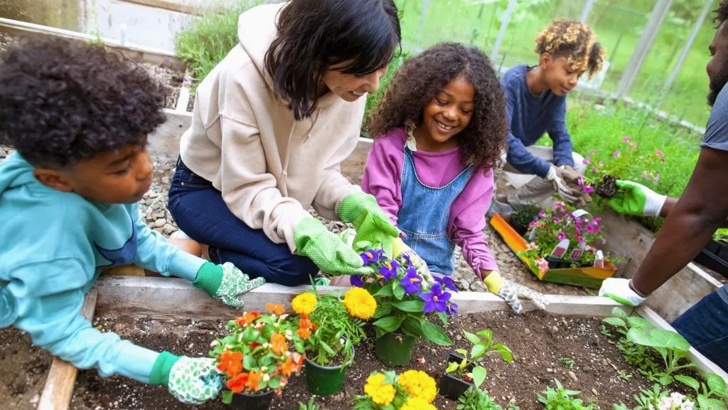 Which small business ideas for kids gets them started in gardening?