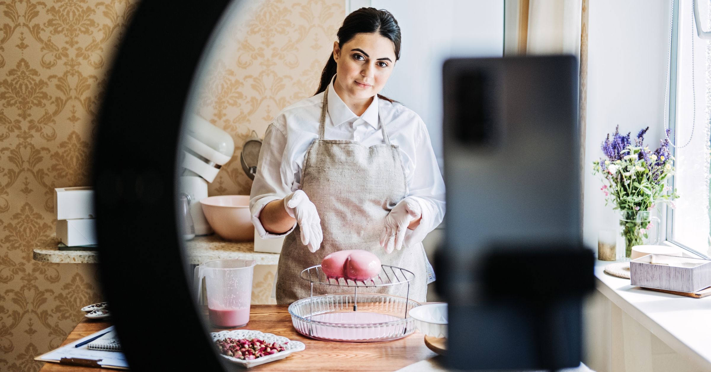 create content working from home